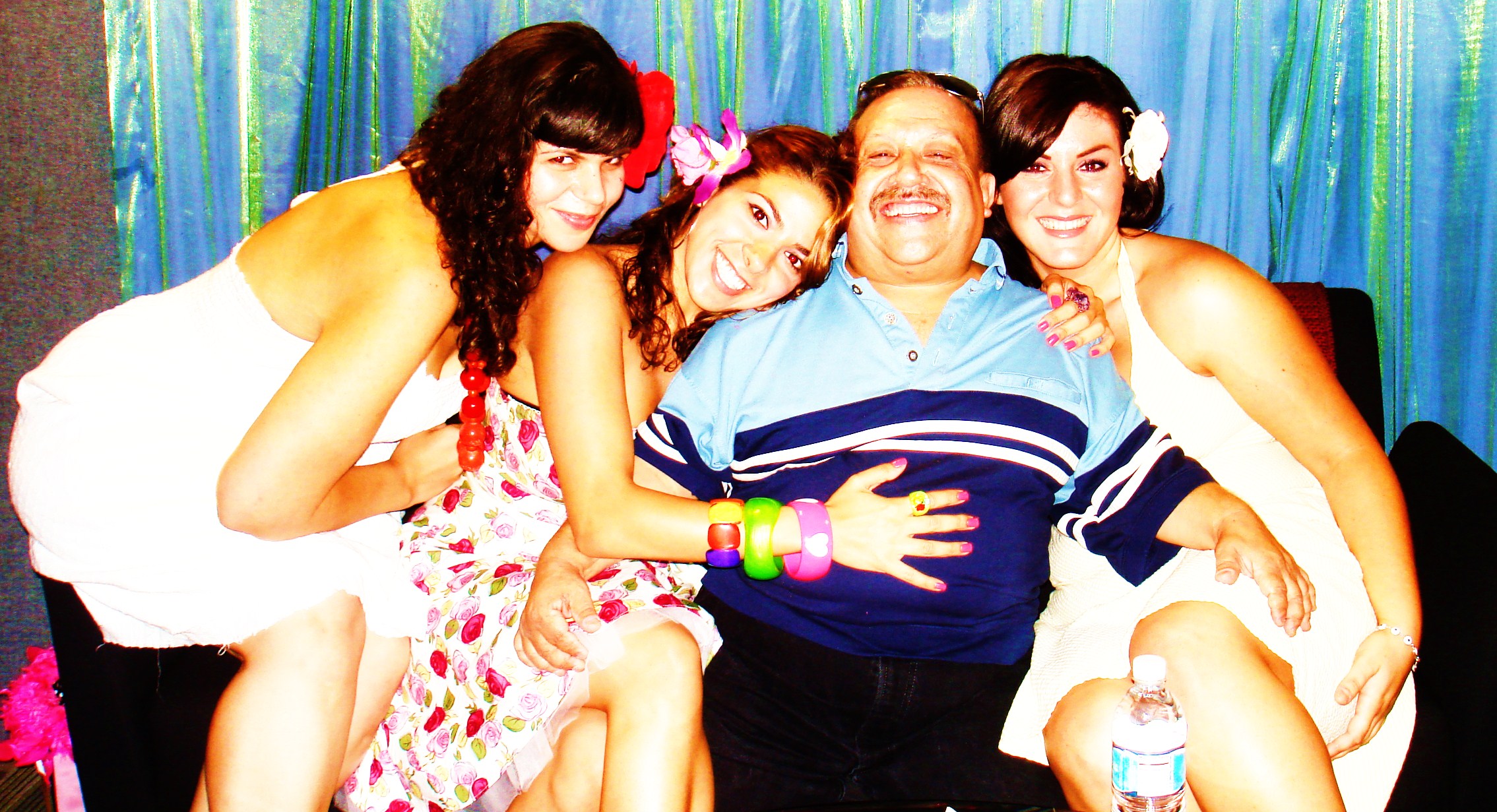 Chuy bravo and the Chisme-Girls