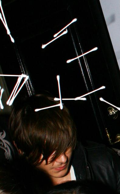 zac-efron-q-tip