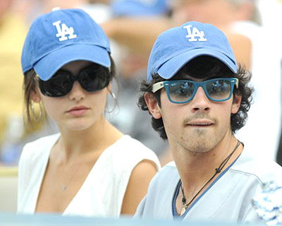 joe jonas-camilla belle-dodgers-opening-game