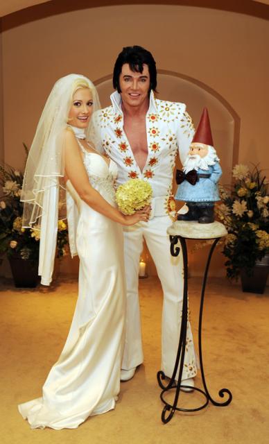 holly-madison-wedding